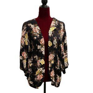 Lightweight Open Front Kimono Cardigan in Floral Black Size M, Forever 21